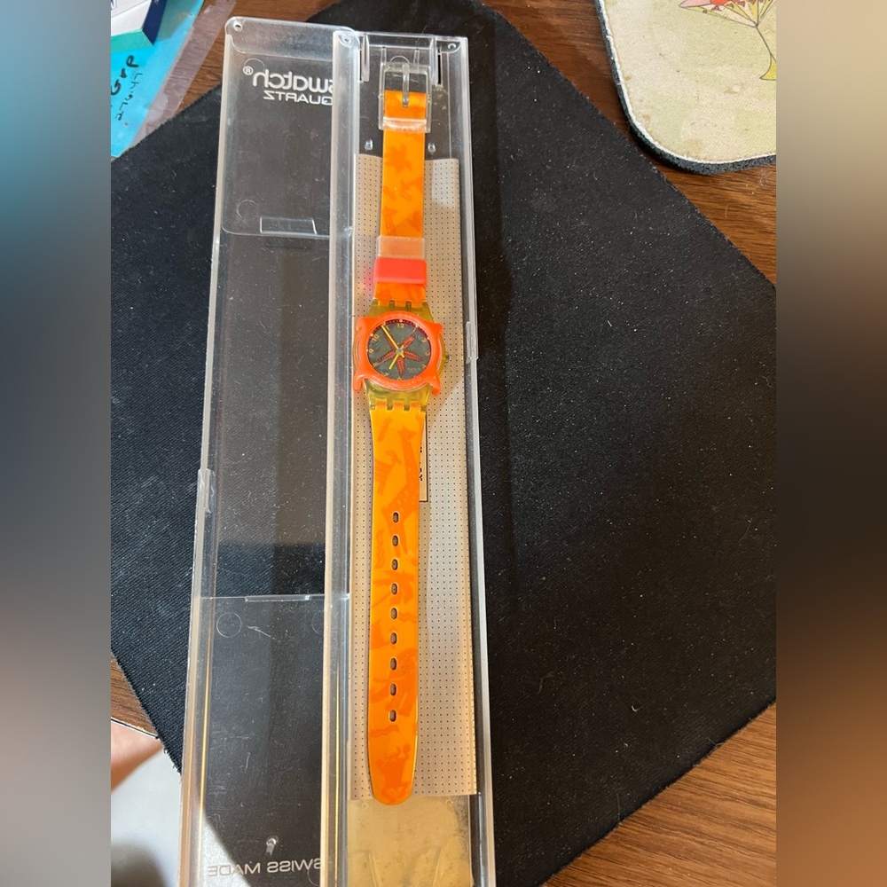 Vintage 1992 Rising Star Women’s Swatch